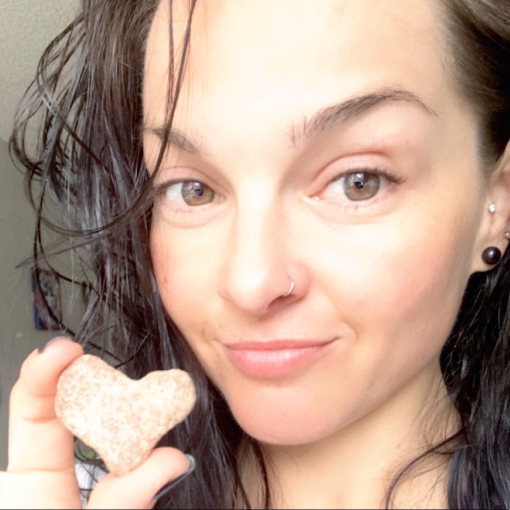 Meet your Posher, Alexis